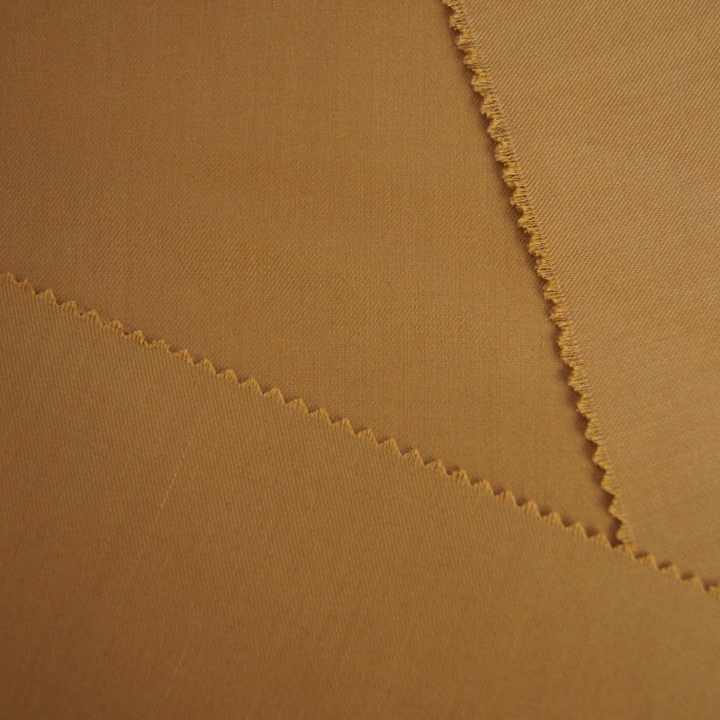 Good Quality Smooth Lightweight TR Printed Fabric Polyester Rayon Uniform Suiting Fabric